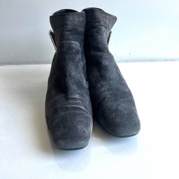 Roger Vivier Ankle Gray Suede Bootie 39.5 - Picture 7 of 10